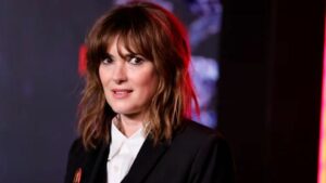 Winona Ryder se suma al elenco de la tercera temporada de ‘Merlina’.