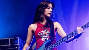 Alejandra Villarreal, bajista mexicana de The Warning que se hizo viral en Argentina