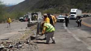 Claudia Sheinbaum envía a San Lázaro iniciativa para dar a Secretaría de Infraestructura, Comunicaciones y Transportes participación en infraestructura del sector salud