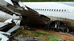 Avión militar se desploma en Rusia