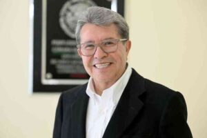 Monreal perfila agenda legislativa con reforma judicial e inteligencia artificial en la mira