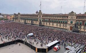 BTS regala a su Army cuatro minutos de felicidad en el Zócalo
