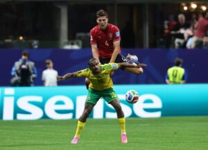 Sudáfrica y República Checa empatan; complican su permanencia en el Mundial