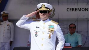 Vicealmirante Farías Laguna solicita ayuda a Claudia Sheinbaum para intervenir en su caso