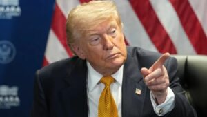 Donald Trump elogia el «trabajo excelente» del ICE y rechaza la suspensión de controles de tráfico